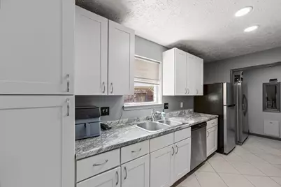 11763 Cliveden Drive, Houston, TX 77066 - Photo 5