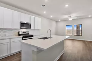 22026 Matera Vis Ln, Hockley, TX 77447 - Photo 5