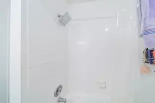 5414 Farley Dr, Houston, TX 77032 - Photo 15