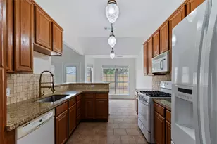 4401 Brompton Ln, Bryan, TX 77802 - Photo 11