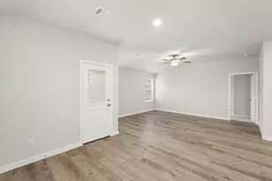 2512 Old Glory Ln, Bay City, TX 77414 - Photo 13