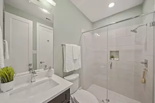 5703 Larkin St, Houston, TX 77007 - Photo 9