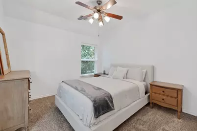 66 S Longsford Circle, The Woodlands, TX 77382 - Photo 33