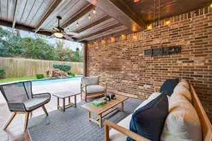 66 S Longsford Cir, The Woodlands, TX 77382 - Photo 47