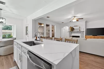 66 S Longsford Circle, The Woodlands, TX 77382 - Photo 19