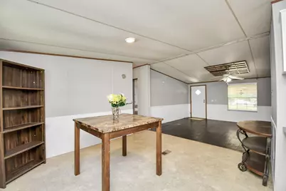 50 Private Road 2055 Road, Hull, TX 77564 - Photo 15