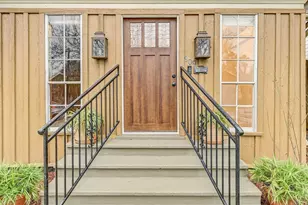 909 Bomar St, Houston, TX 77006 - Photo 3