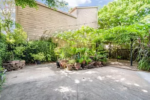 909 Bomar St, Houston, TX 77006 - Photo 25