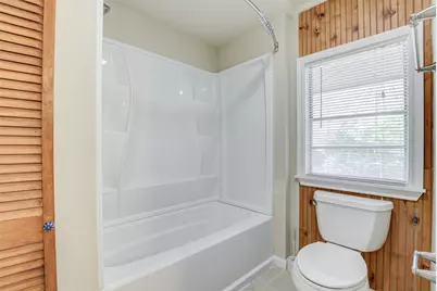 909 Bomar Street, Houston, TX 77006 - Photo 17