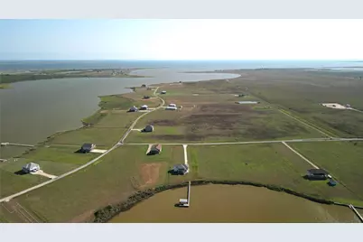 747 Waypoint Drive, Palacios, TX 77465 - Photo 41