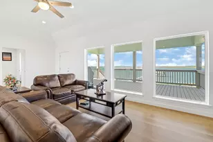 747 Waypoint Dr, Palacios, TX 77465 - Photo 21