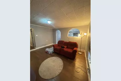 105 N Carver Street, Edna, TX 77957 - Photo 5