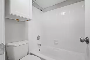 3754 Tanglewilde St, Houston, TX 77063 - Photo 13
