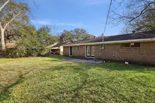 8670 Newfield Ln, Beaumont, TX 77707 - Photo 3