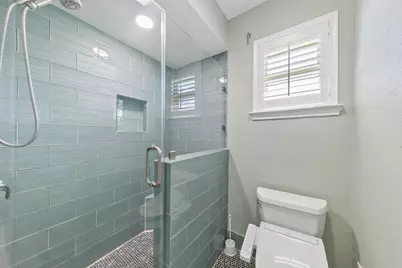 7312 Seawall Boulevard #208, Galveston, TX 77551 - Photo 19