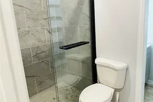 1225 Clover Dr, Angleton, TX 77515 - Photo 7