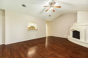 129 La Laja Dr, Angleton, TX 77515 - Photo 19