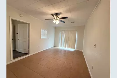 8 Piney Way, Angleton, TX 77515 - Photo 17