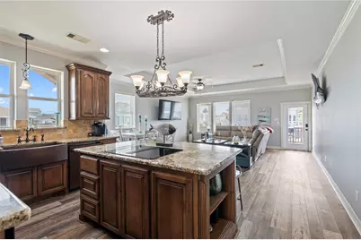 1301 Maui Dr Drive, Tiki Island, TX 77554 - Photo 13