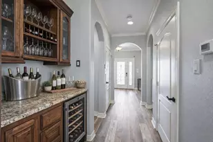 1301 Maui Dr Dr, Tiki Island, TX 77554 - Photo 11