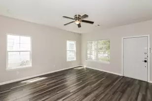 11334 Carla St, Houston, TX 77076 - Photo 3