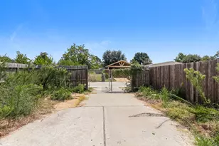 11334 Carla St, Houston, TX 77076 - Photo 19