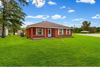 361 S Lakeside Drive, Huntsville, TX 77320 - Photo 1