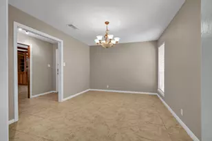110 Buttercup St, Lake Jackson, TX 77566 - Photo 13