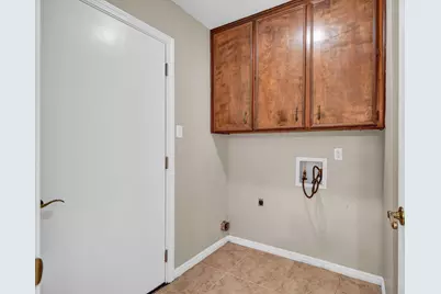 110 Buttercup Street, Lake Jackson, TX 77566 - Photo 19