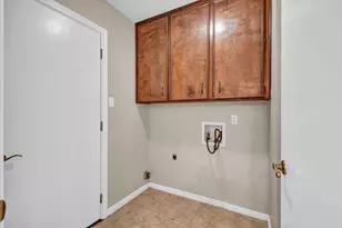 110 Buttercup St, Lake Jackson, TX 77566 - Photo 19