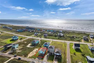 4710 Palm St, Freeport, TX 77541 - Photo 3