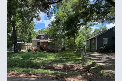 208 W Jordan Street, Alvin, TX 77511 - Photo 5