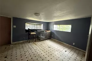 208 W Jordan St, Alvin, TX 77511 - Photo 9