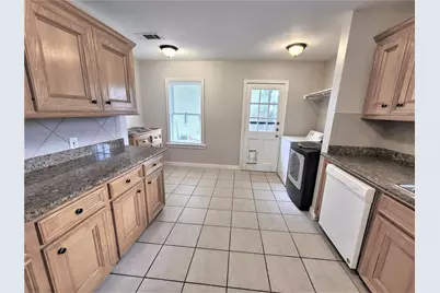5009 N Main Street, Houston, TX 77009 - Photo 5