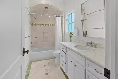 4005 Chatham Lane, Houston, TX 77027 - Photo 31