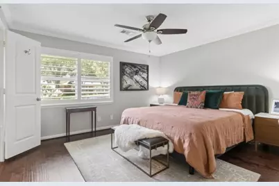 5102 Creekbend Drive, Houston, TX 77035 - Photo 15