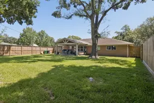 5102 Creekbend Dr, Houston, TX 77035 - Photo 23