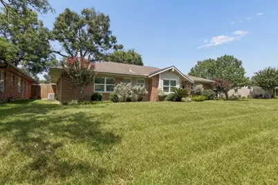 5102 Creekbend Drive, Houston, TX 77035 - Photo 3