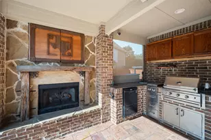 14318 Red Creek Cove Ln, Humble, TX 77396 - Photo 13