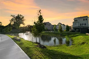 8720 Aquino Ln, Houston, TX 77055 - Photo 11