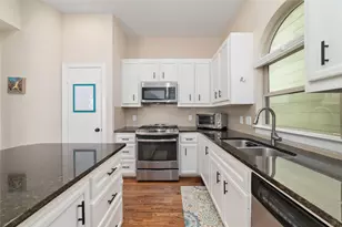 516 Westcross St, Houston, TX 77018 - Photo 9