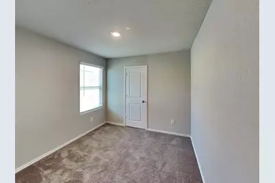 4210 Southton Lake, San Antonio, TX 78223 - Photo 9