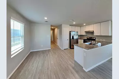 4210 Southton Lake, San Antonio, TX 78223 - Photo 5