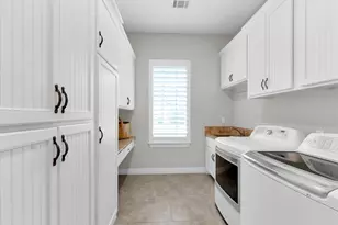 104 Clear Springs Dr, Conroe, TX 77356 - Photo 21