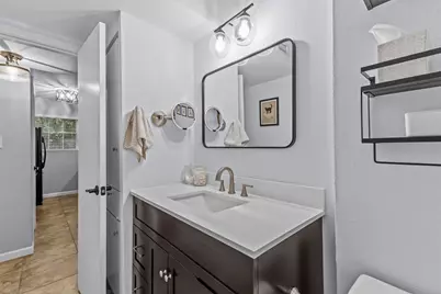 7801 Shoal Creek Blvd #153, Austin, TX 78757 - Photo 19