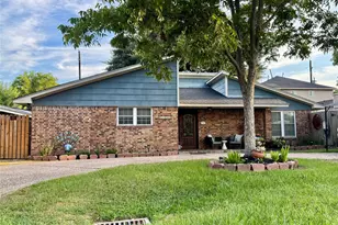 11039 Pine Cone Ln, Houston, TX 77041 - Photo 1