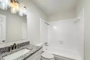 1016 E Walker St, League City, TX 77573 - Photo 19