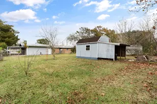 704 Cook Rd, Winnie, TX 77665 - Photo 17