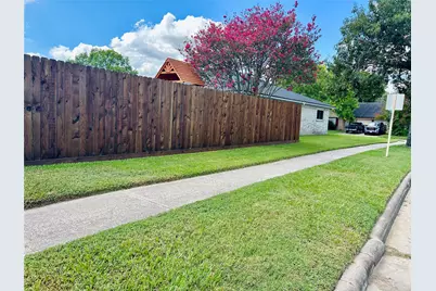 11338 Valarno Drive, Houston, TX 77066 - Photo 7