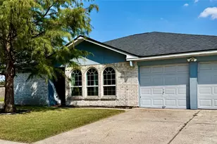 11338 Valarno Dr, Houston, TX 77066 - Photo 3